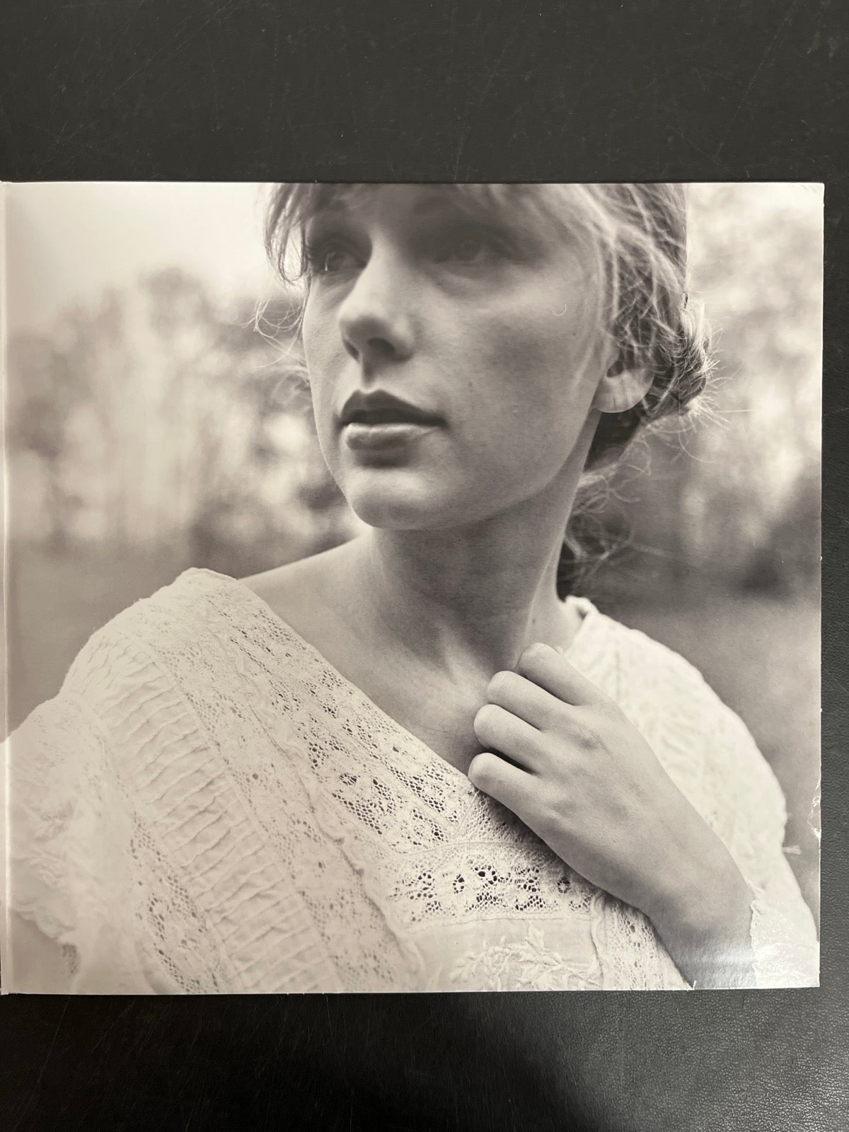 MISC_2 - Taylor Swift - Folklore LE Red Etched Vinyl USED NOT TESTED