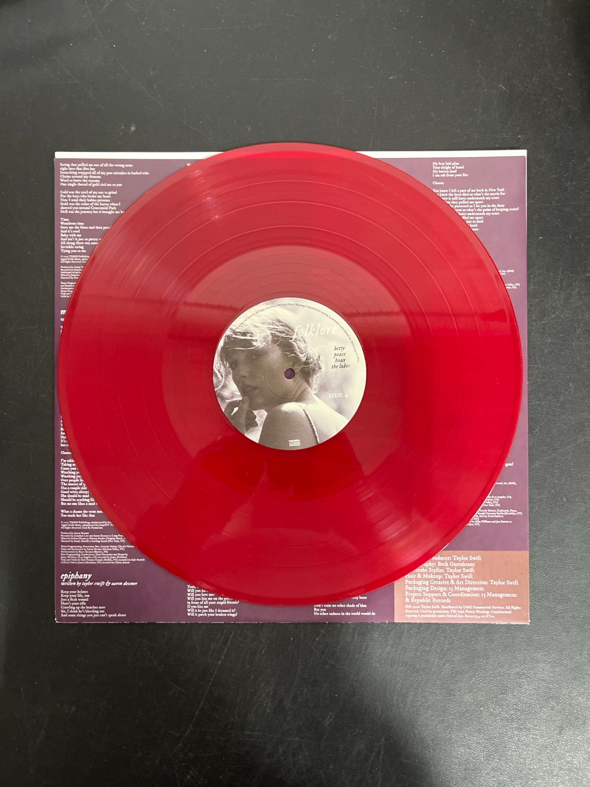 VINYL_2D - Taylor Swift - Folklore LE Red Etched Vinyl USED NOT TESTED