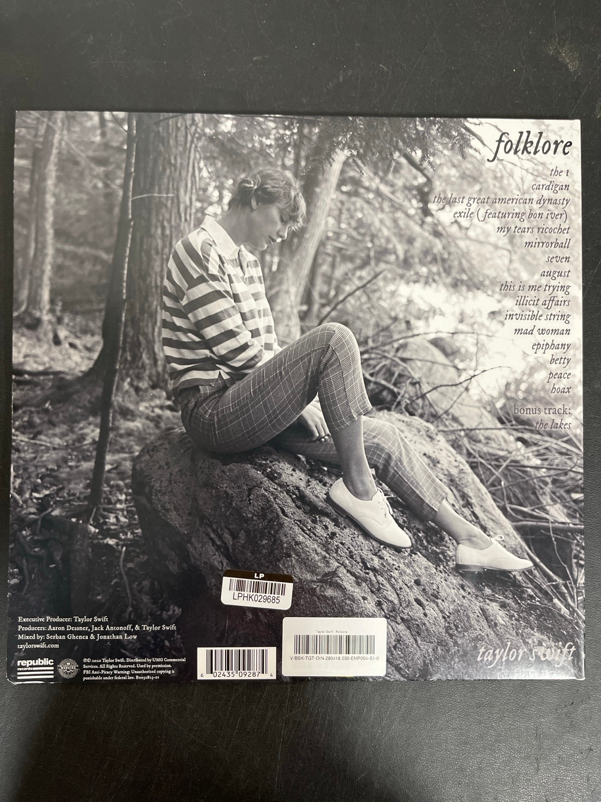 BACK - Taylor Swift - Folklore LE Red Etched Vinyl USED NOT TESTED