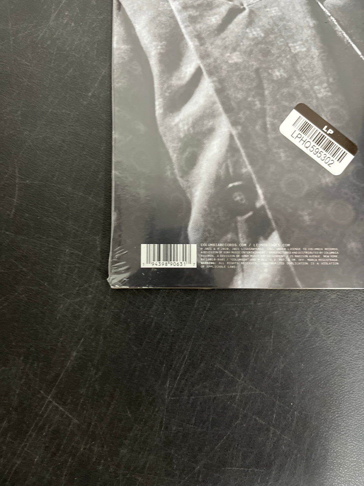 BACK_BL - Leon Bridges - Gold-Diggers Sound LE Gold Vinyl USED NOT TESTED