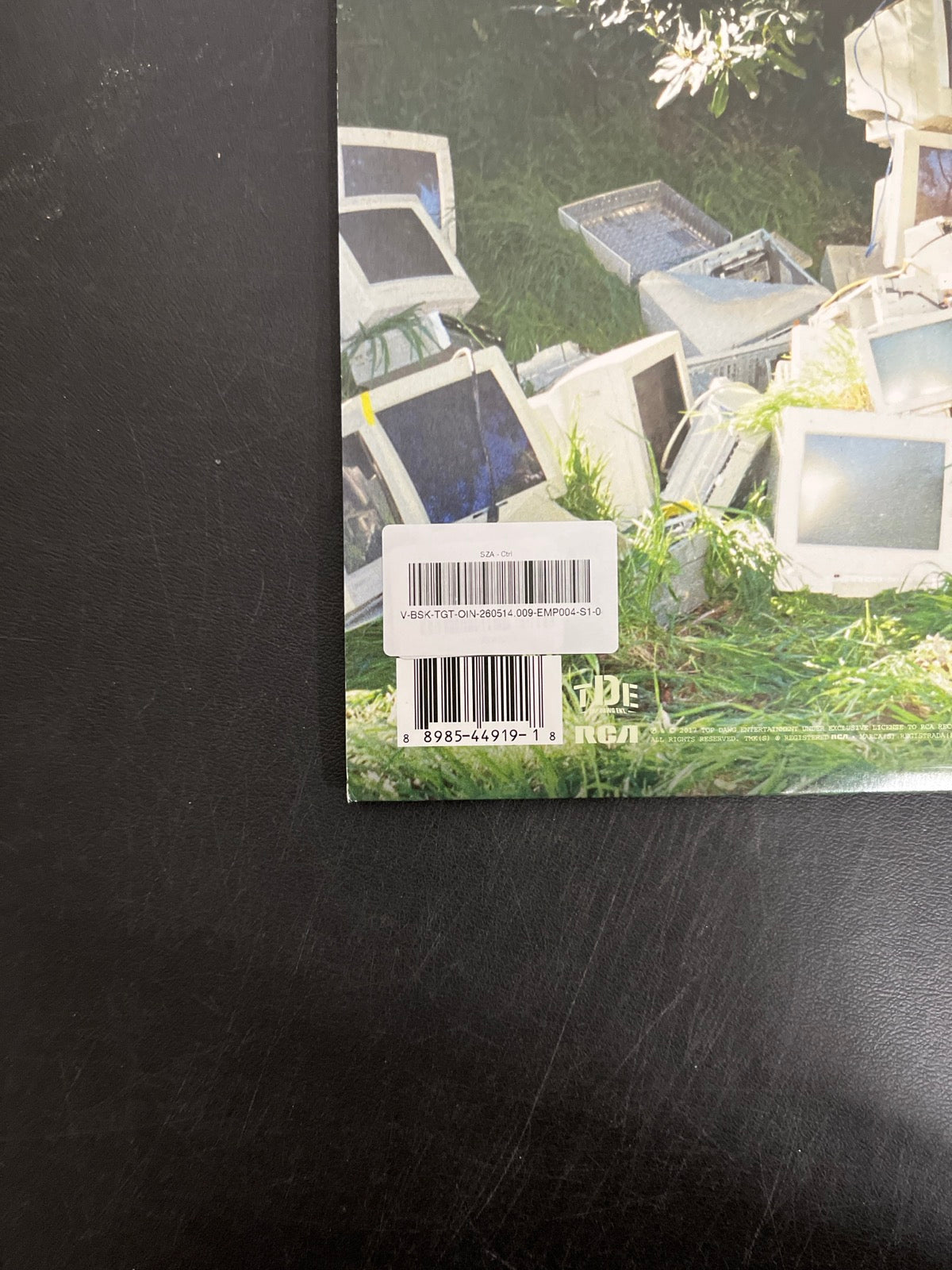 BACK_BL - SZA - Ctrl LE Translucent Green Vinyl USED NOT TESTED
