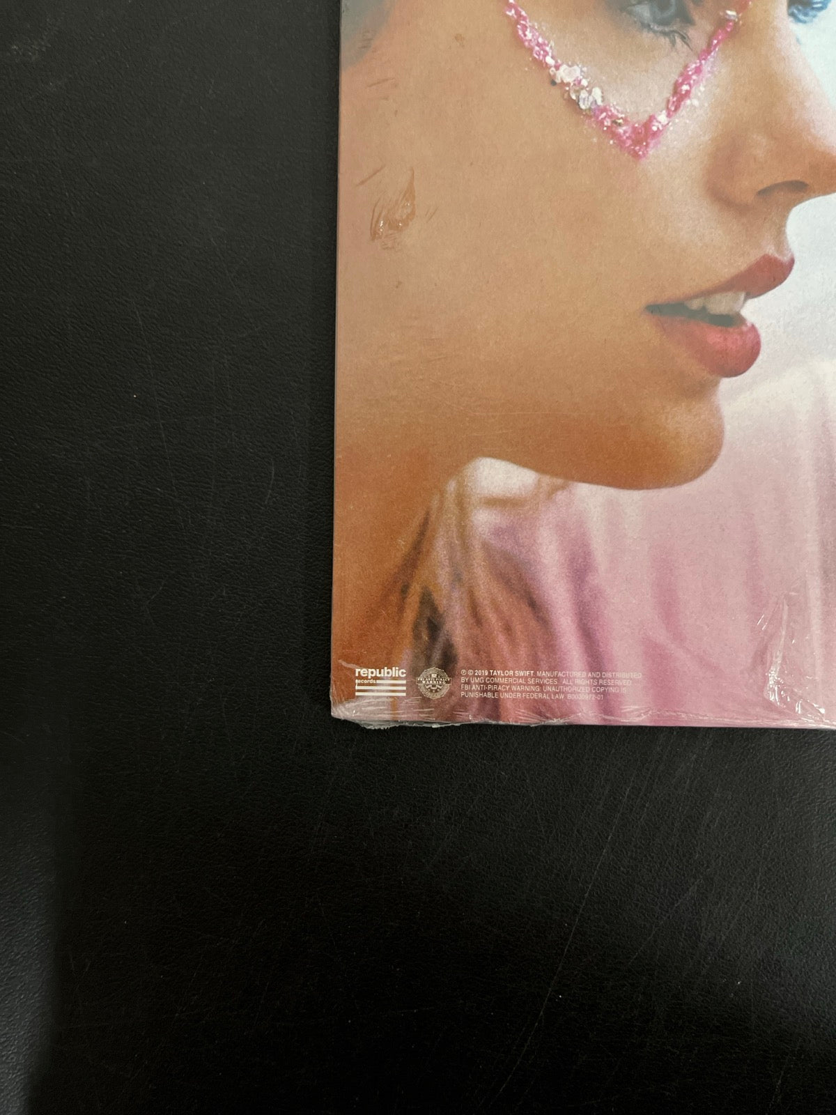 BACK_BL - Taylor Swift - Lover Pink/Blue Vinyl ReIssue USED NOT TESTED