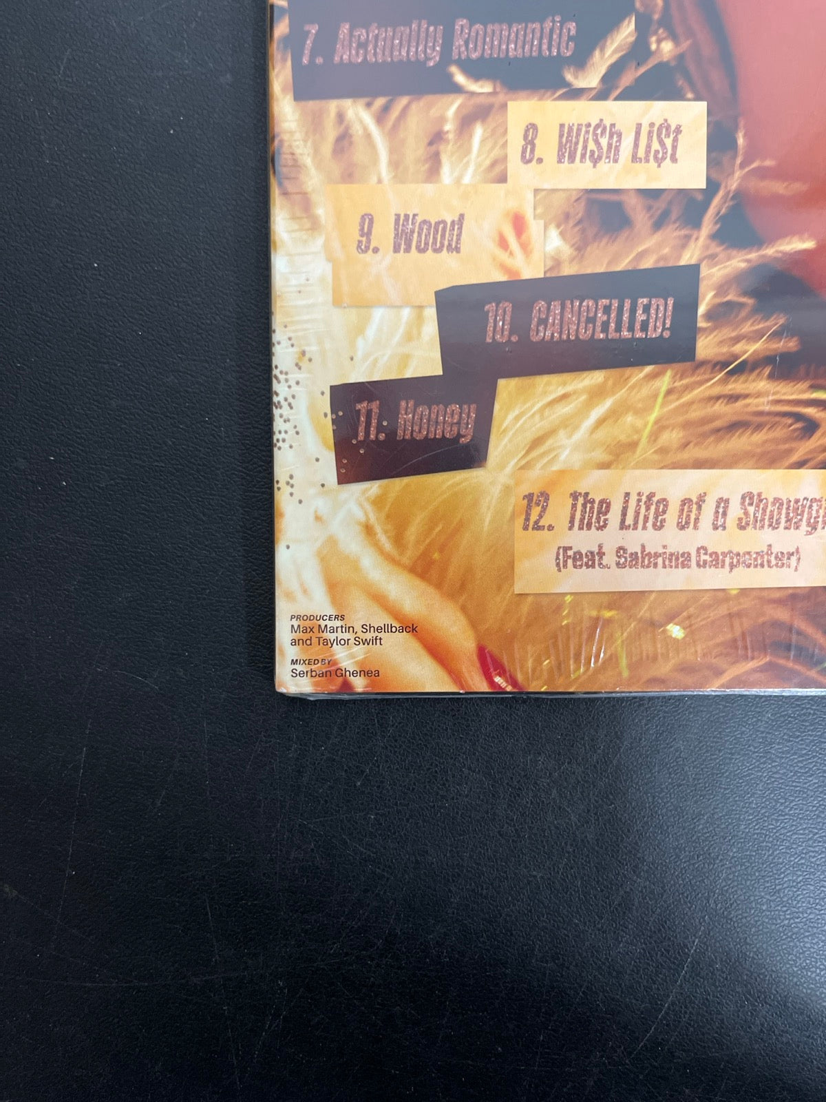 BACK_BL - Taylor Swift - The Life of a ... LE 180gm Pink Yellow Vinyl USED NOT TESTED