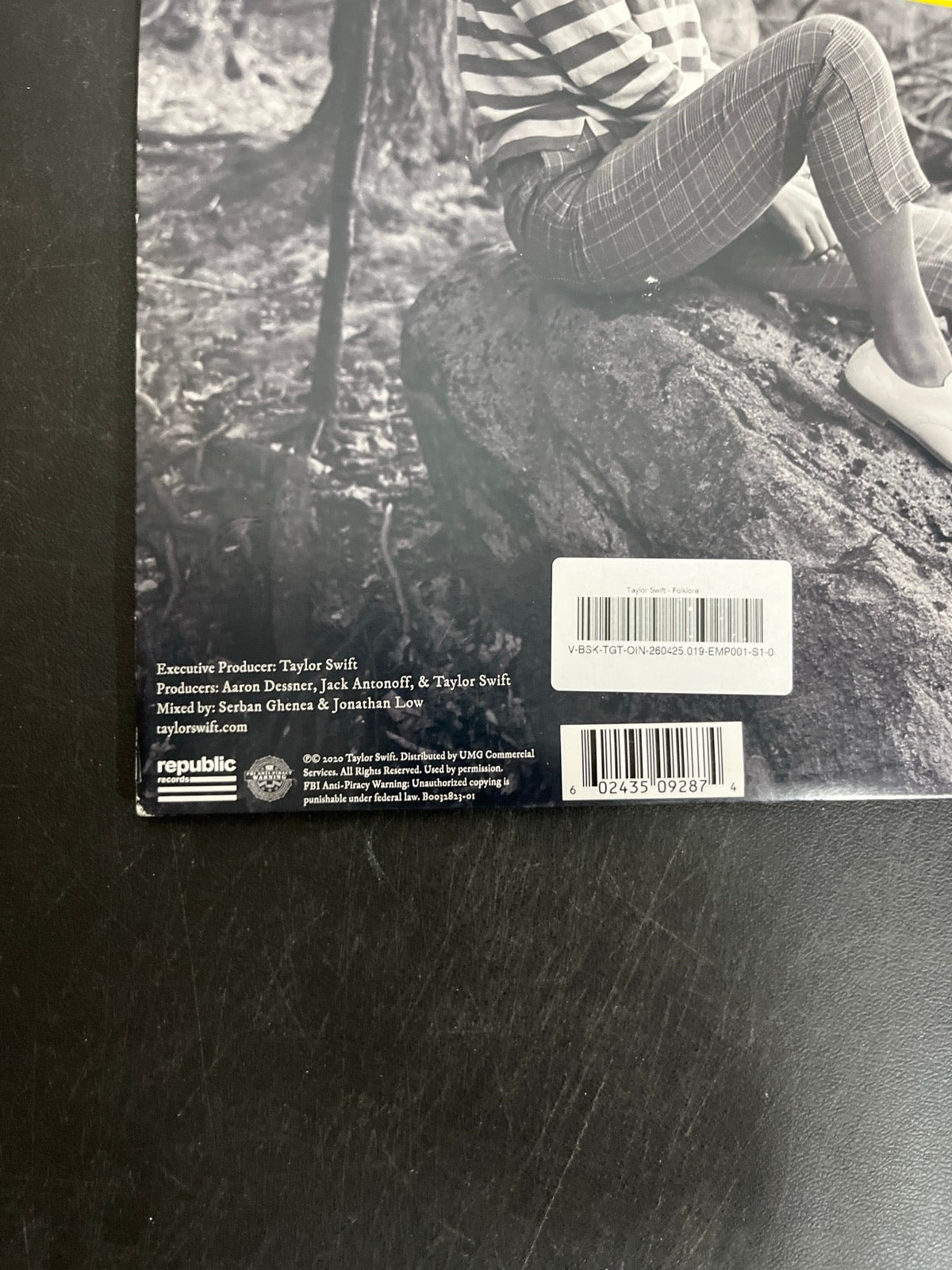 BACK_BL - Taylor Swift - Folklore LE Red Etched Vinyl USED NOT TESTED