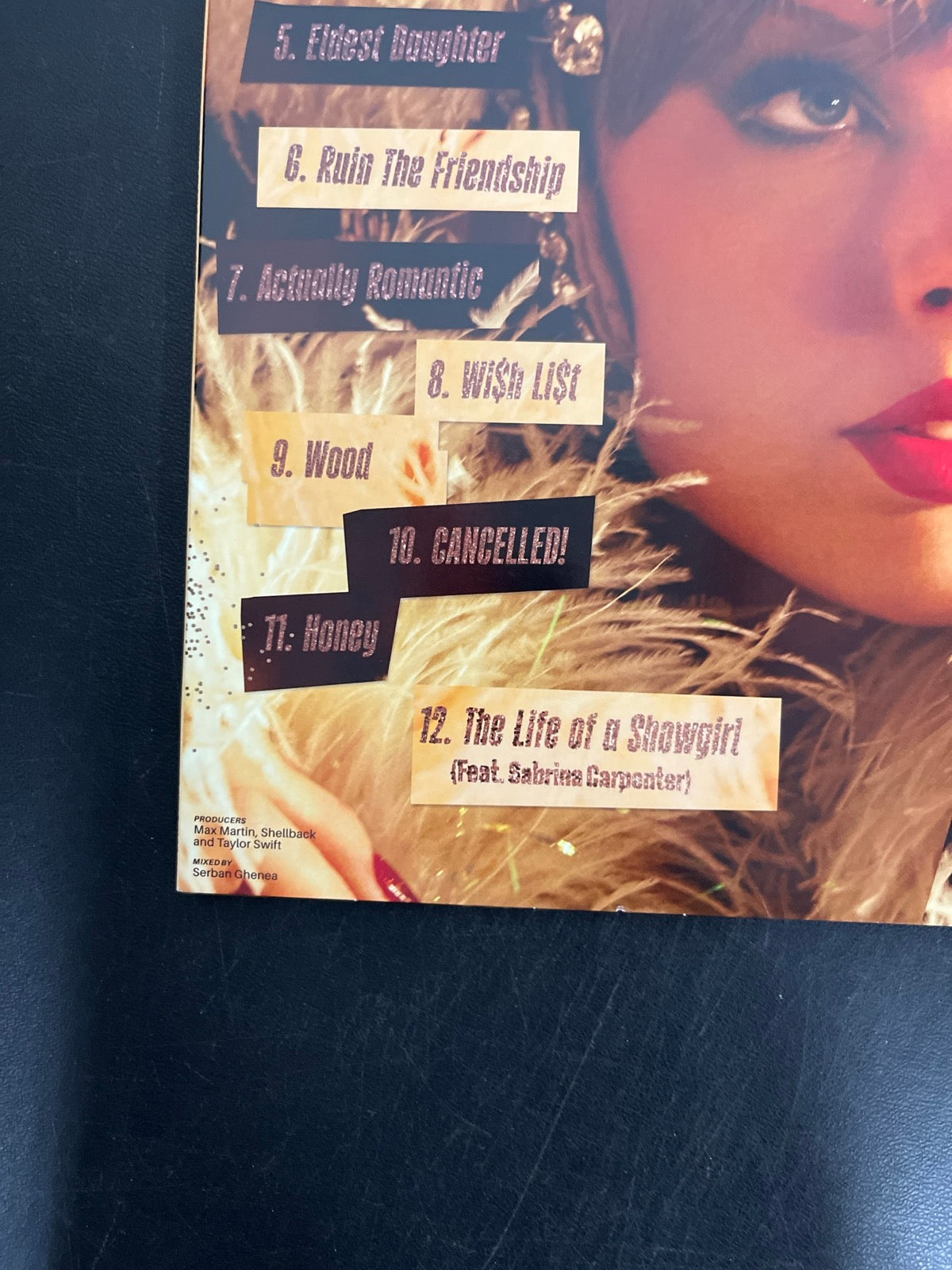 BACK_BL - Taylor Swift - The Life of a ... LE Pink Yellow Vinyl USED NOT TESTED