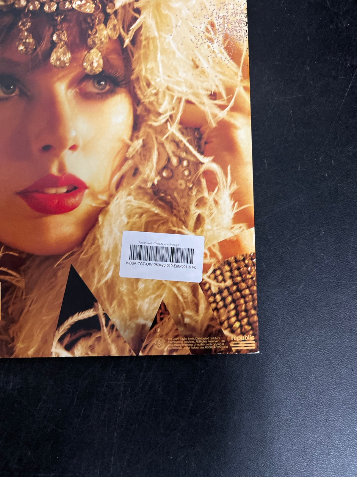 BACK_BR - Taylor Swift - The Life of a ... LE 180gm Pink Yellow Vinyl USED NOT TESTED