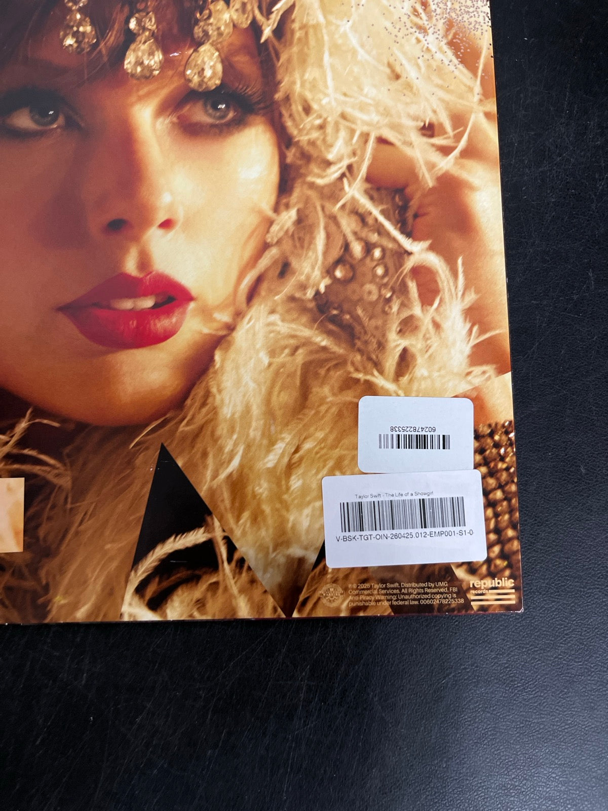 BACK_BR - Taylor Swift - The Life of a ... LE Pink Yellow Vinyl USED NOT TESTED