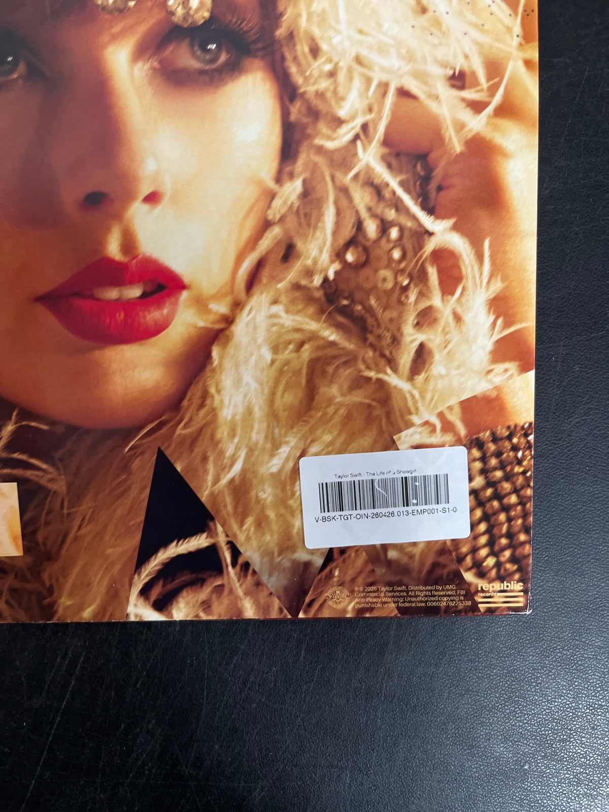 BACK_BR - Taylor Swift - The Life of a ... LE 180gm Pink Yellow Vinyl USED NOT TESTED