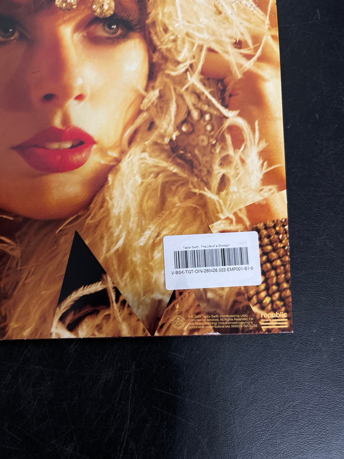 BACK_BR - Taylor Swift - The Life of a ... LE 180gm Pink Yellow Vinyl USED NOT TESTED