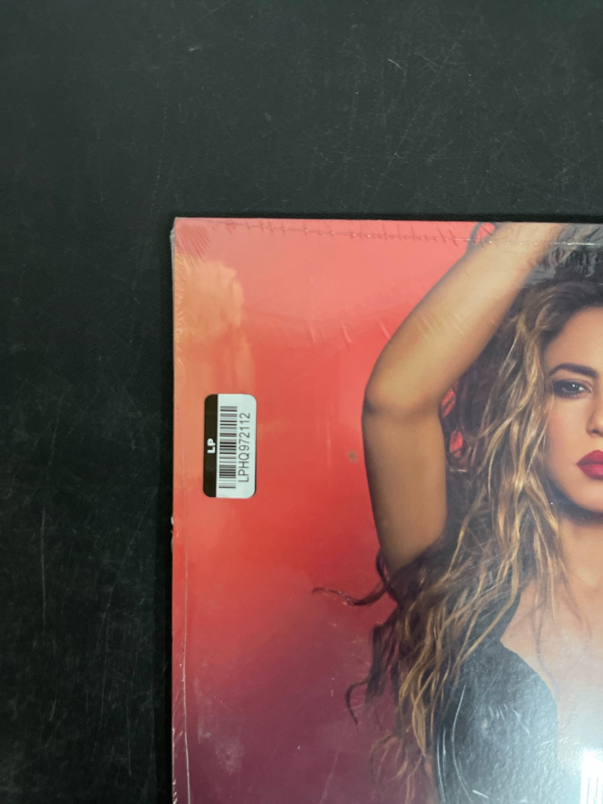 BACK_TL - Shakira - Las Mujeres Ya No Lloran LE Red Vinyl USED NOT TESTED
