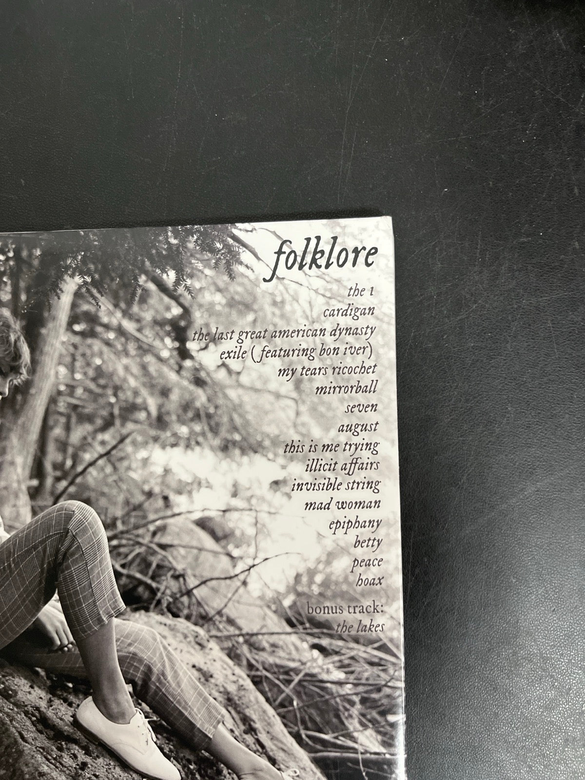 BACK_TR - Taylor Swift - Folklore LE Red Etched Vinyl USED NOT TESTED