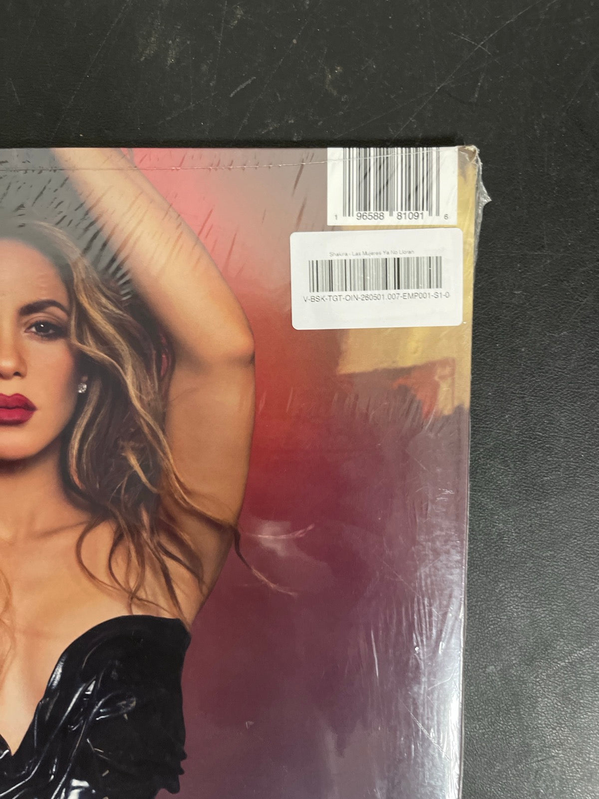 BACK_TR - Shakira - Las Mujeres Ya No Lloran LE Red Vinyl USED NOT TESTED