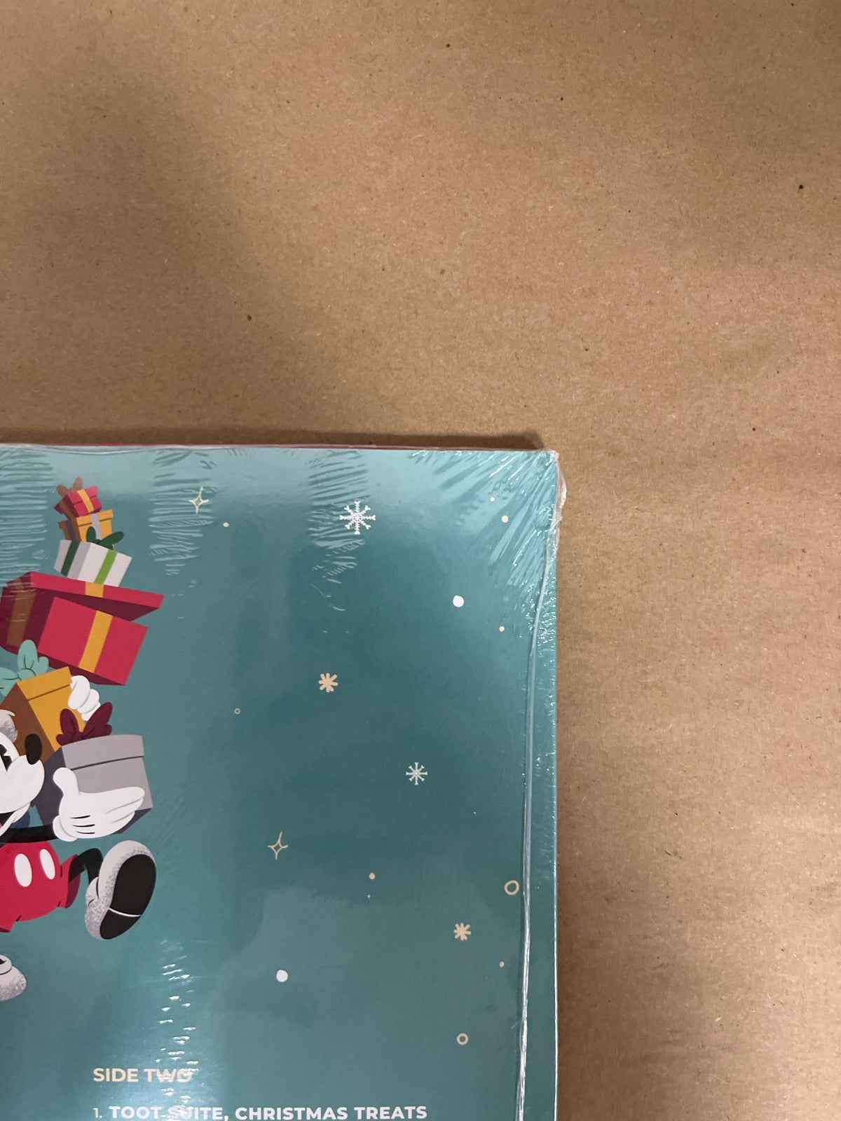 BACK_TR - Disney Holiday Celebration Green Vinyl USED NOT TESTED