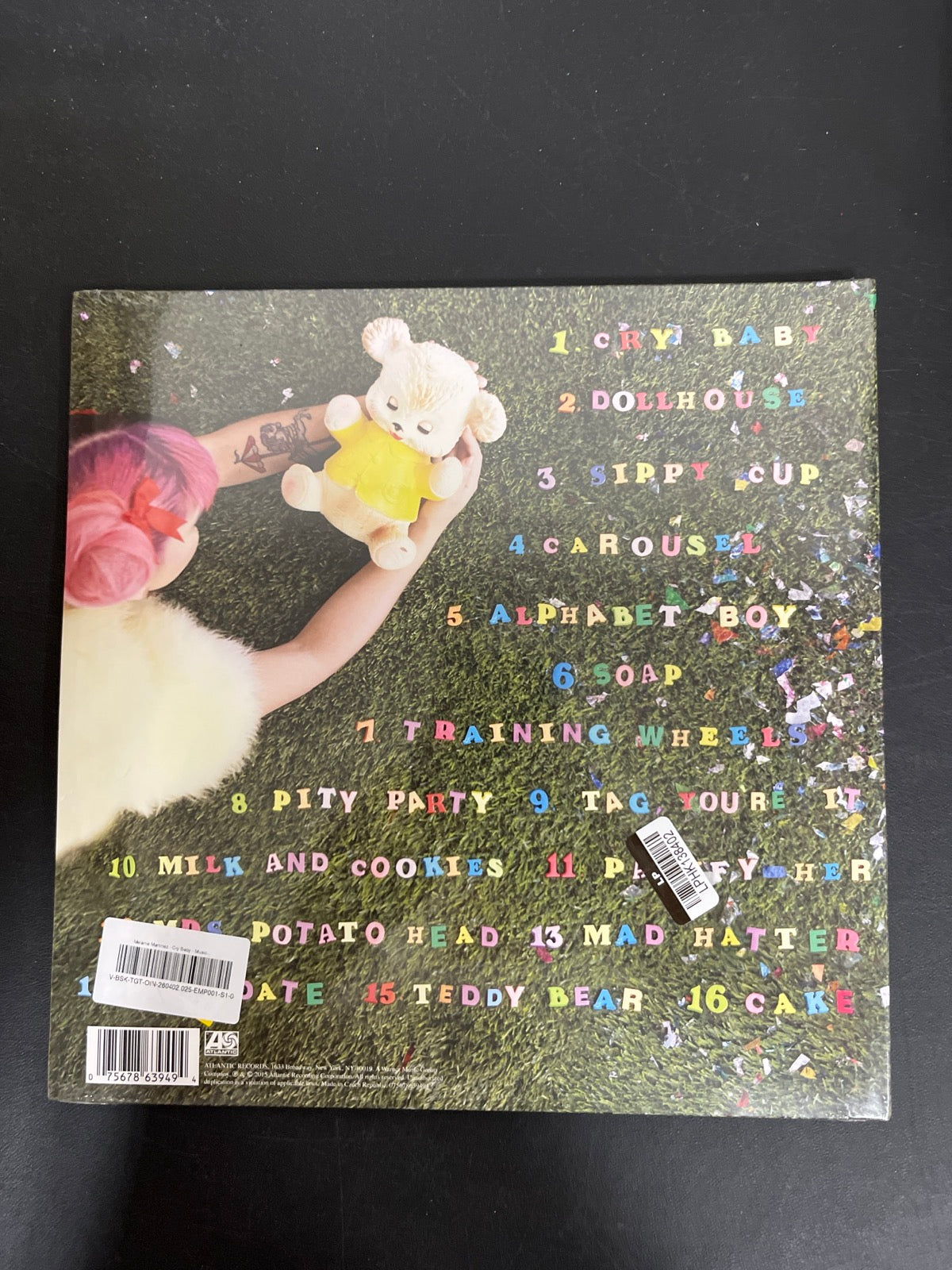 BACK - Melanie Martinez - Cry Baby Deluxe Ed. Vinyl SEALED NOT TESTED