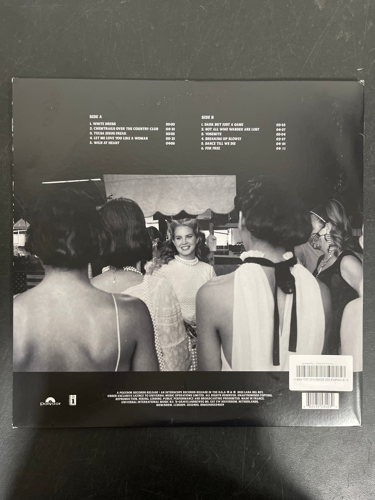 BACK - Lana Del Rey - Chemtrails Over The Country Club LE Red Vinyl USED NOT TESTED