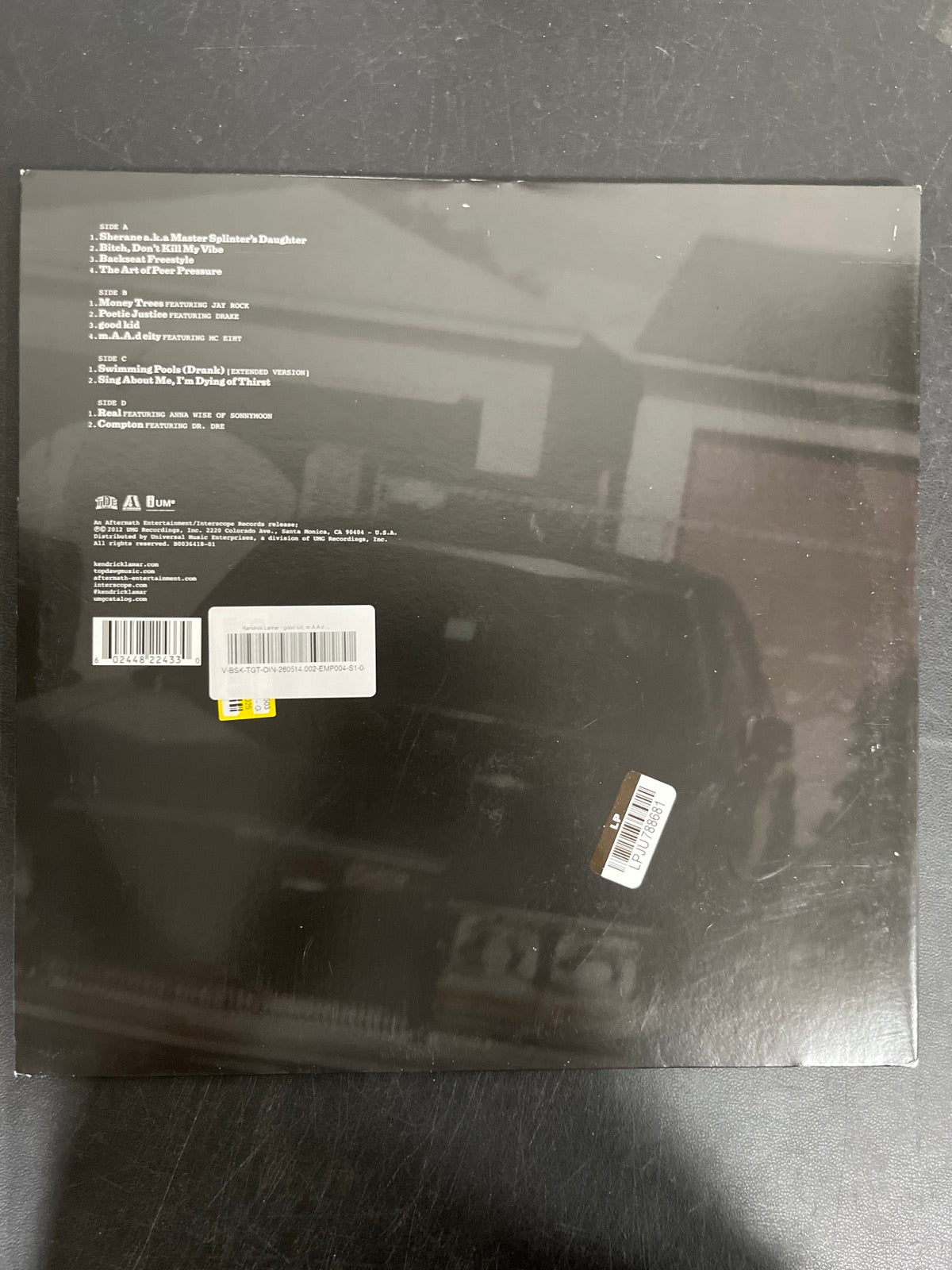 BACK - Kendrick Lamar - good kid, m.A.A.d city LE Red Vinyl USED NOT TESTED