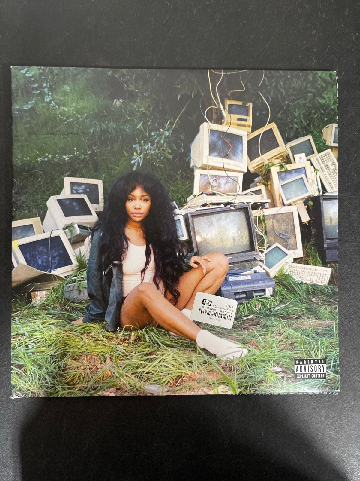 FRONT - SZA - Ctrl LE Translucent Green Vinyl USED NOT TESTED