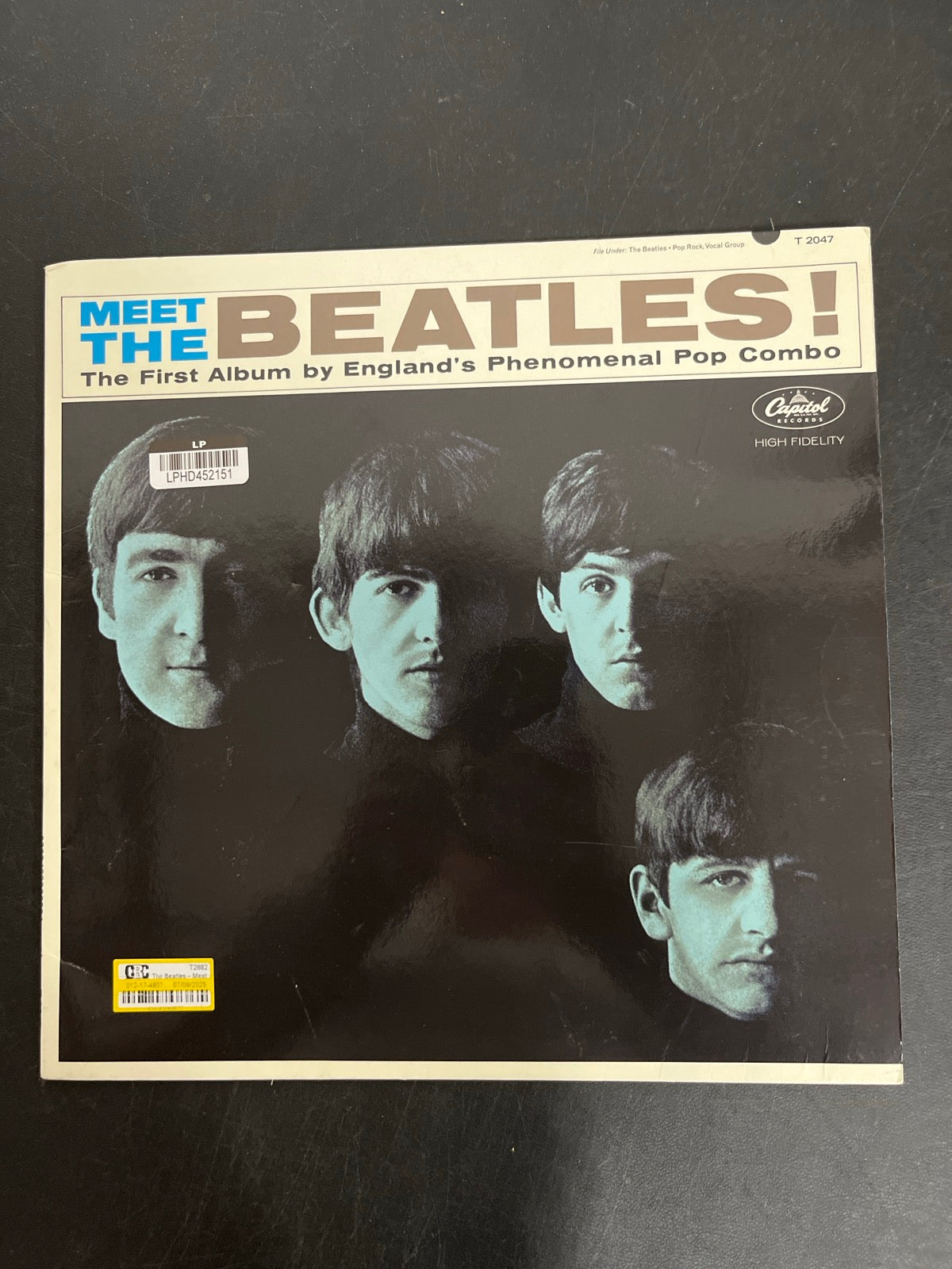 FRONT - The Beatles - Meet The Beatles! 180gm Blue Vinyl USED NOT TESTED