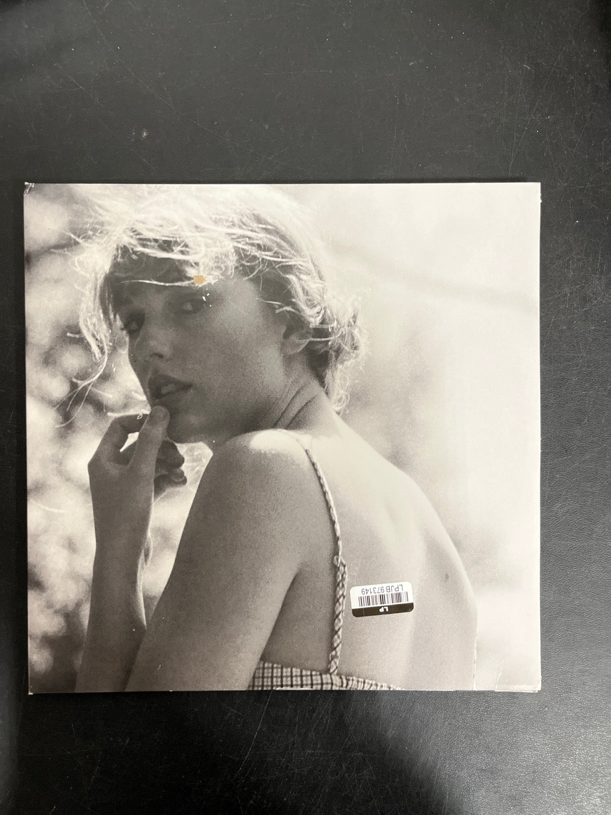 FRONT - Taylor Swift - Folklore LE Red Etched Vinyl USED NOT TESTED