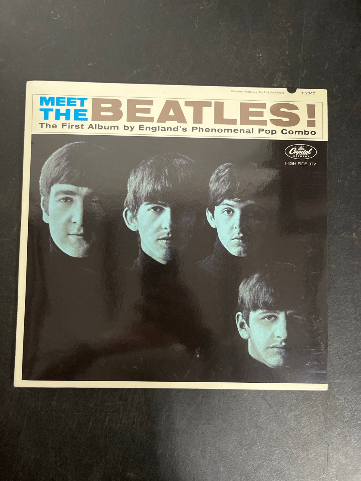 FRONT - The Beatles - Meet The Beatles! 180gm Blue Vinyl USED NOT TESTED