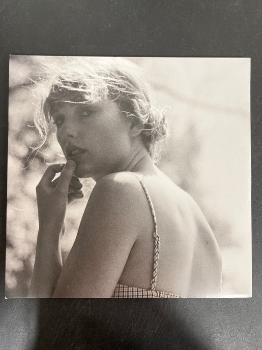 FRONT - Taylor Swift - Folklore LE Red Etched Vinyl USED NOT TESTED