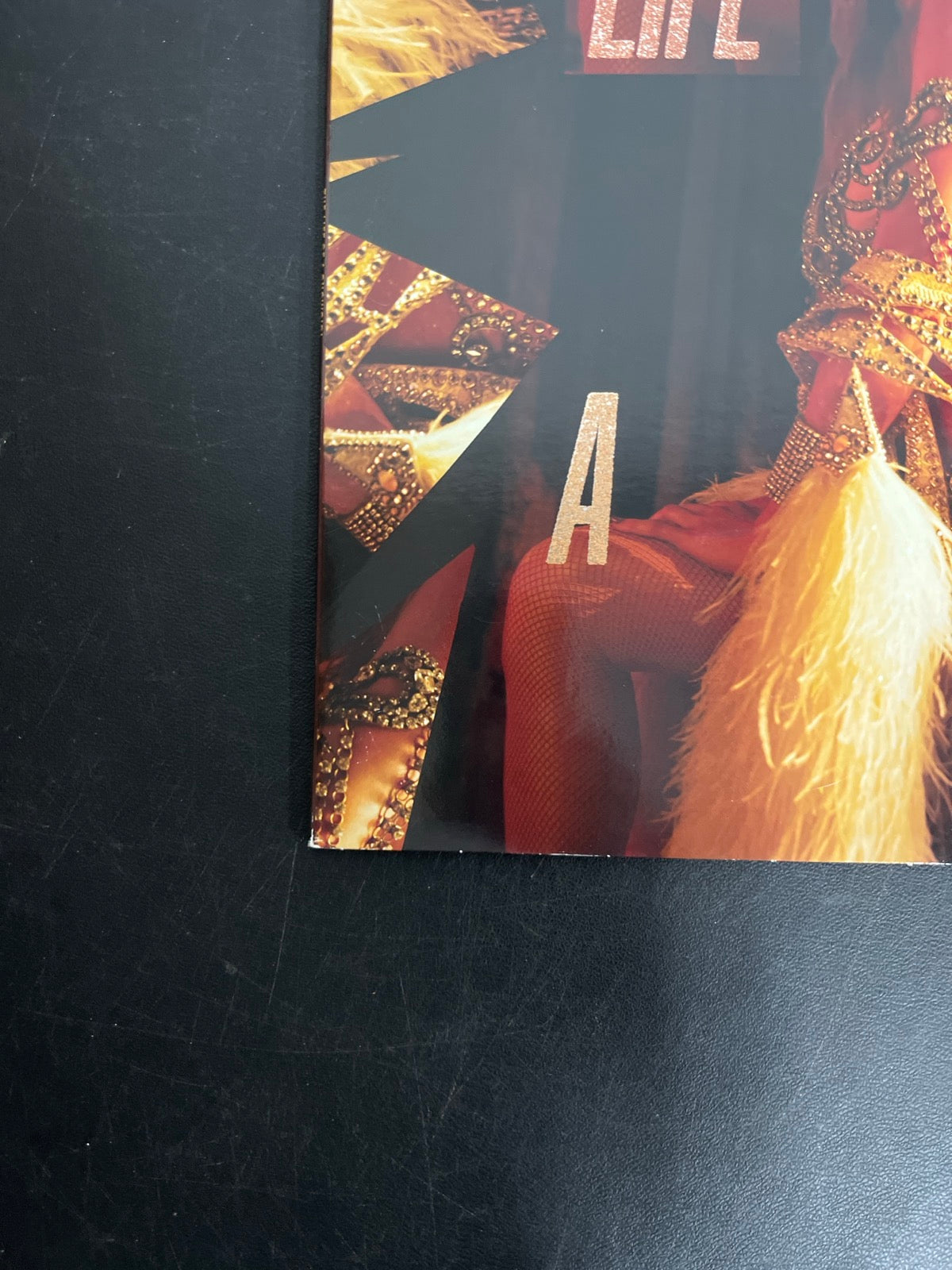 FRONT_BL - Taylor Swift - The Life of a ... LE 180gm Pink Yellow Vinyl USED NOT TESTED