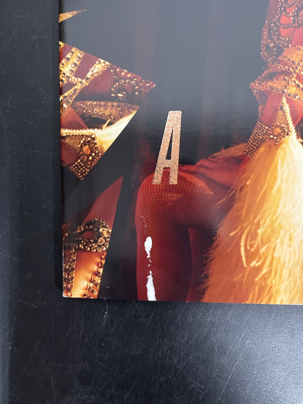 FRONT_BL - Taylor Swift - The Life of a ... LE 180gm Pink Yellow Vinyl USED NOT TESTED