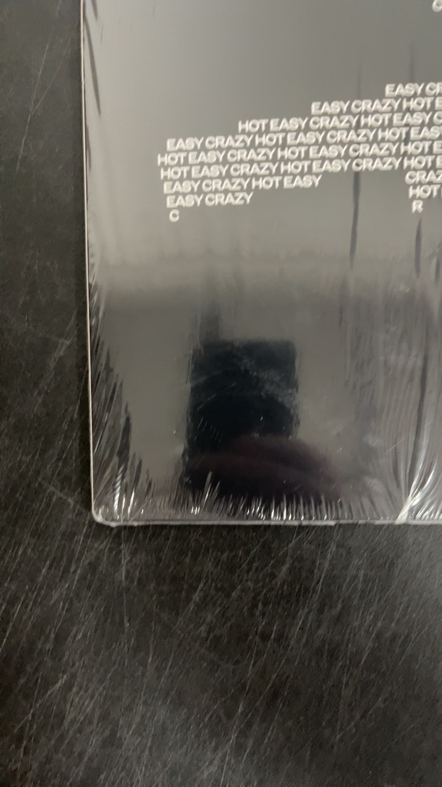 FRONT_BL - Le Sserafim - Easy-Crazy-Hot LE Translucent Vinyl USED NOT TESTED