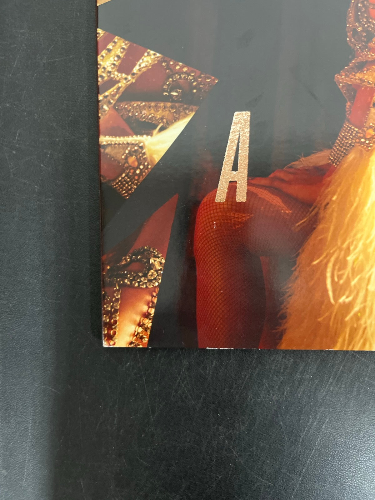 FRONT_BL - Taylor Swift - The Life of a ... LE 180gm Pink Yellow Vinyl USED NOT TESTED