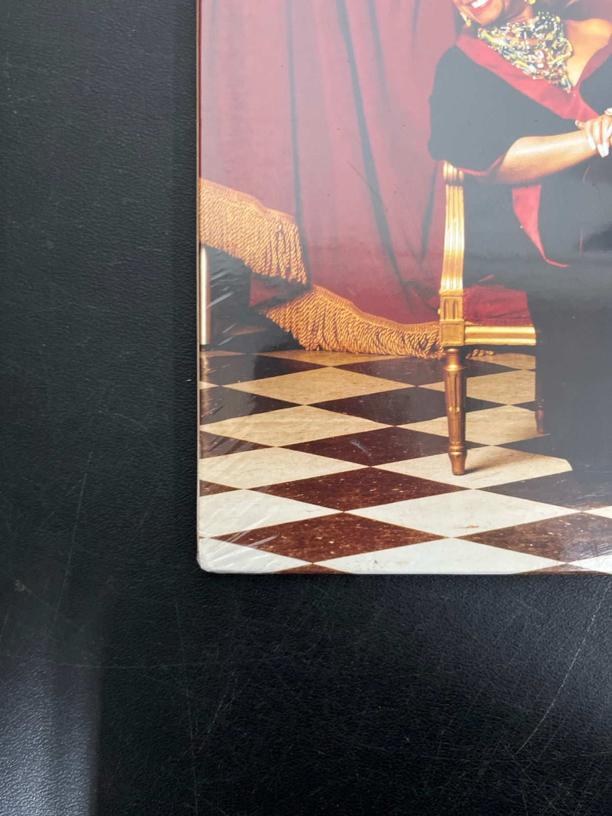 FRONT_BL - Celia Cruz - Éxitos Eternos: Centenn ... LE Cherry Marble Vinyl USED NOT TESTED
