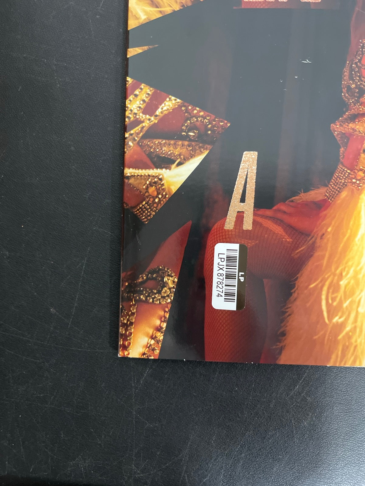 FRONT_BL - Taylor Swift - The Life of a ... LE 180gm Pink Yellow Vinyl USED NOT TESTED