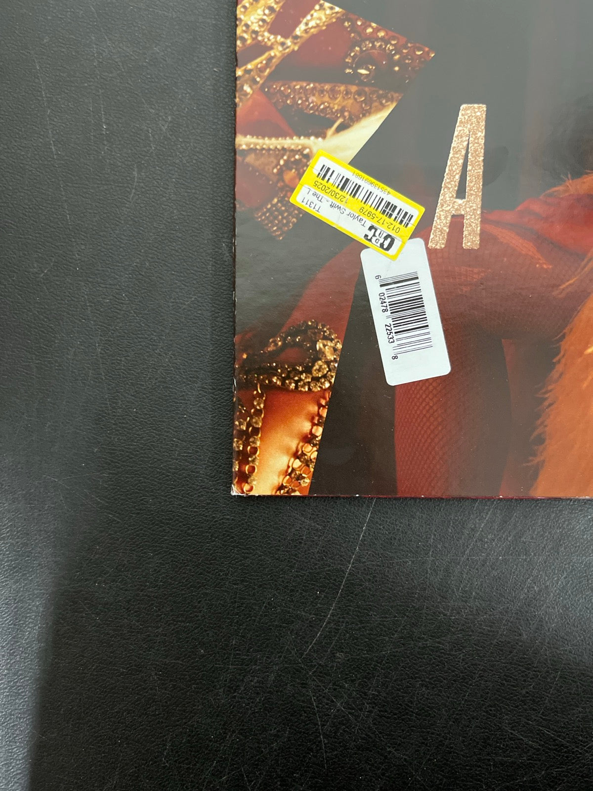 FRONT_BL - Taylor Swift - The Life of a ... LE 180gm Pink Yellow Vinyl USED NOT TESTED