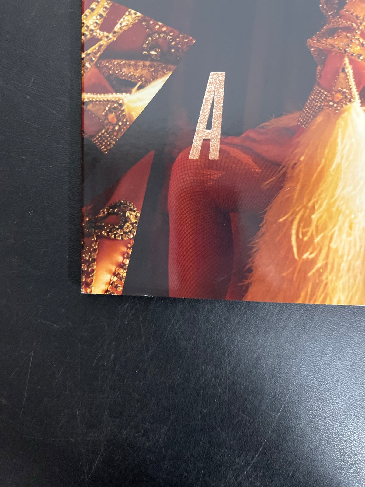 FRONT_BL - Taylor Swift - The Life of a ... LE 180gm Pink Yellow Vinyl USED NOT TESTED
