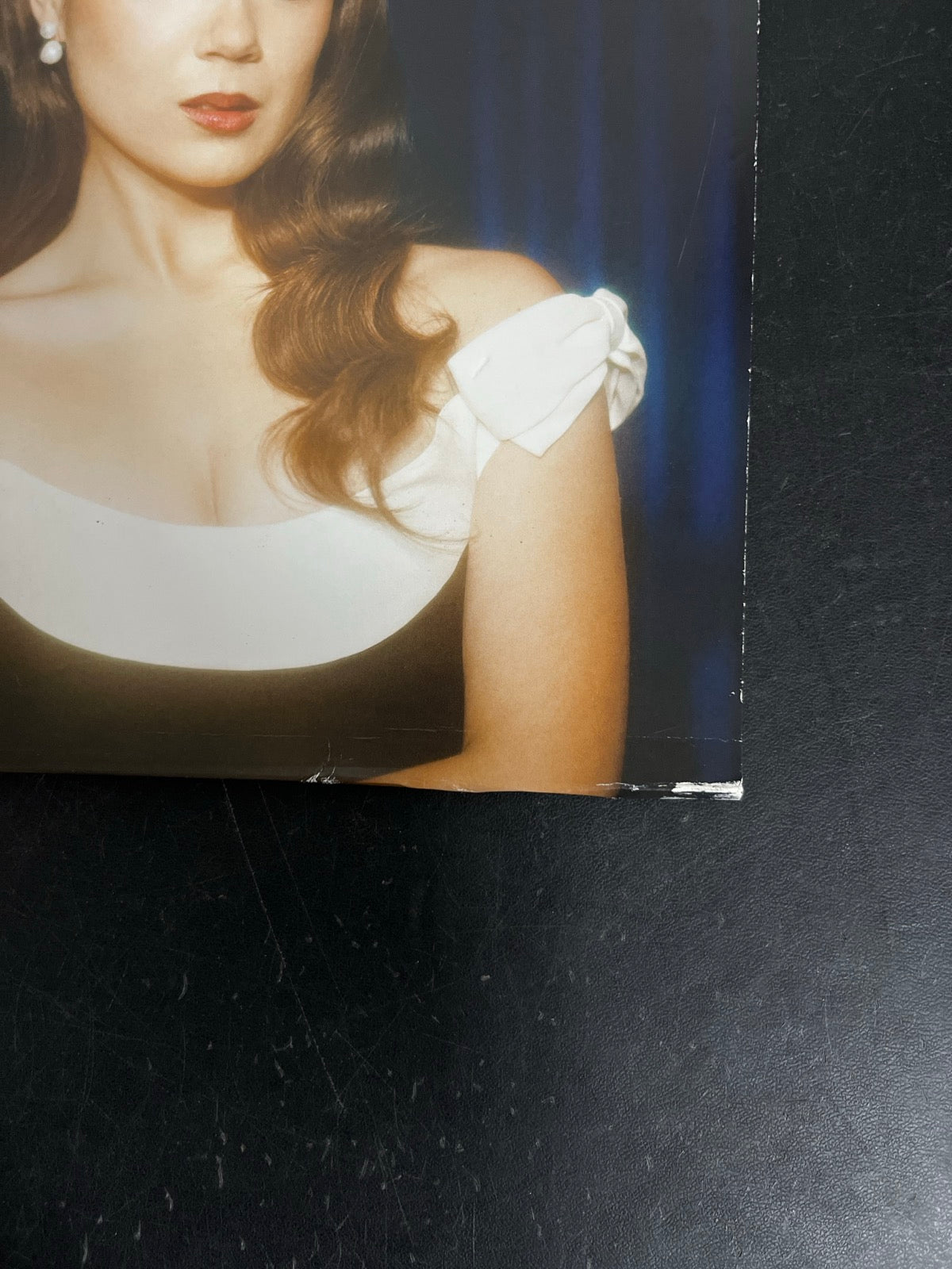 FRONT_BR - Laufey - Bewitched: The Goddess Edition LE Blue Vinyl USED NOT TESTED