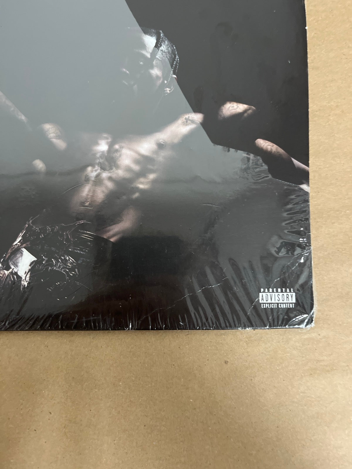 FRONT_BR - Travis Scott - Utopia LE Red Vinyl USED NOT TESTED