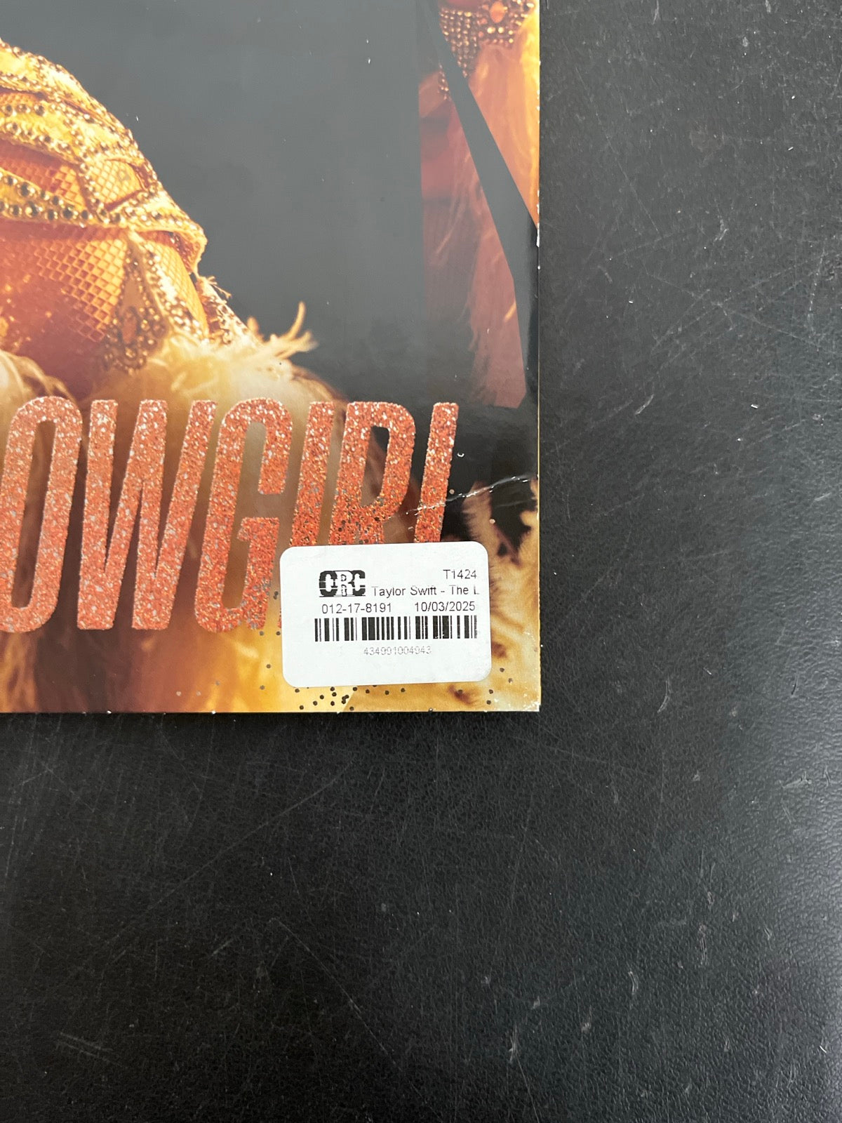 FRONT_BR - Taylor Swift - The Life of a ... LE 180gm Pink Yellow Vinyl USED NOT TESTED