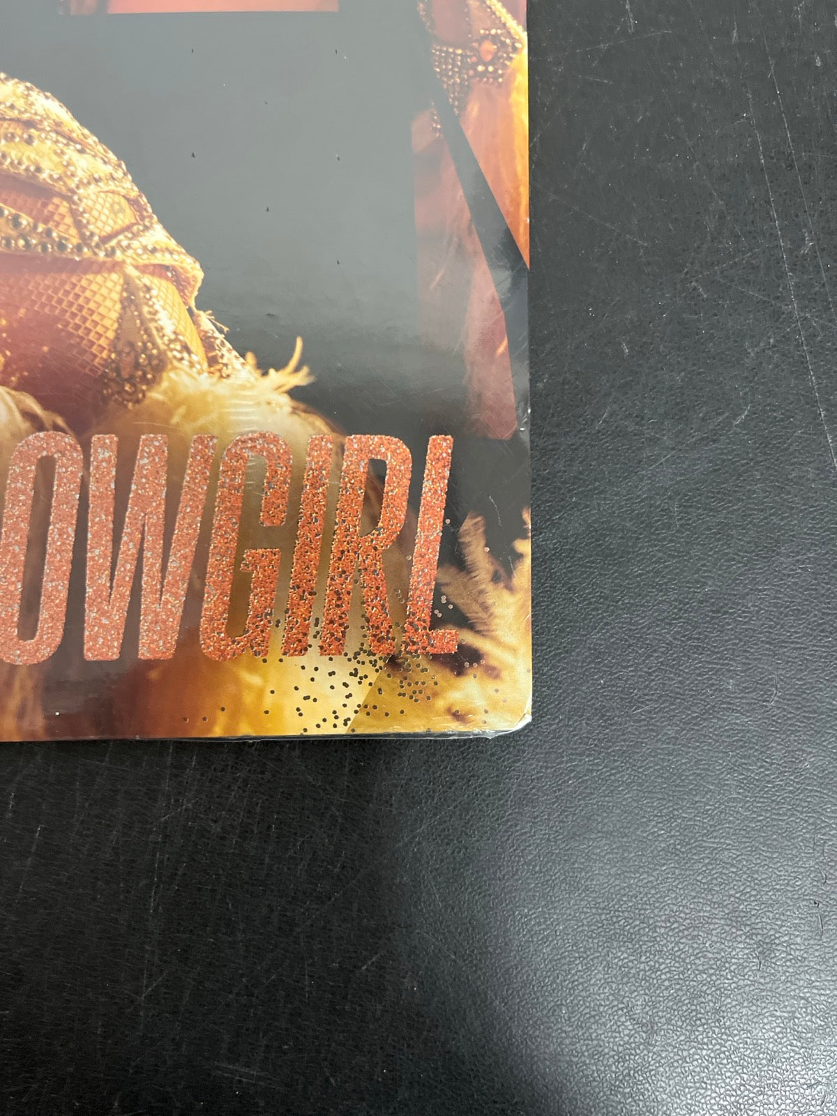 FRONT_BR - Taylor Swift - The Life of a ... LE 180gm Pink Yellow Vinyl USED NOT TESTED