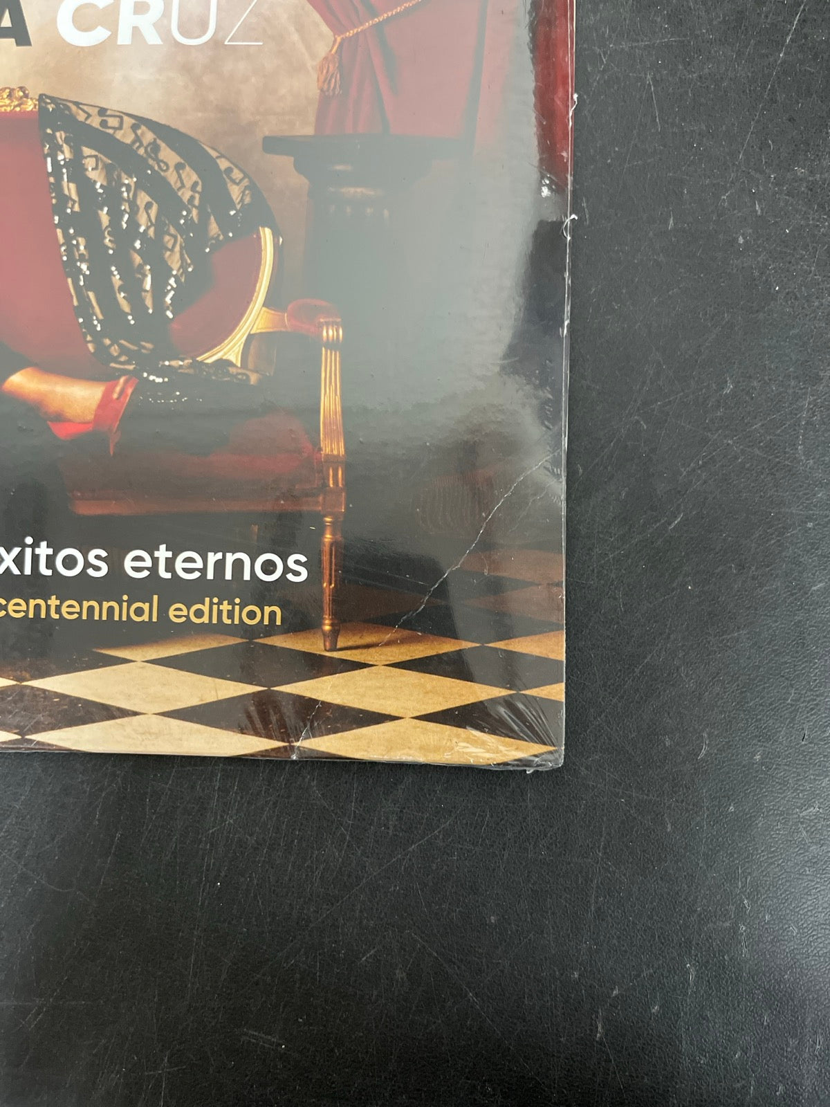 FRONT_BR - Celia Cruz - Éxitos Eternos: Centenn ... LE Cherry Marble Vinyl USED NOT TESTED