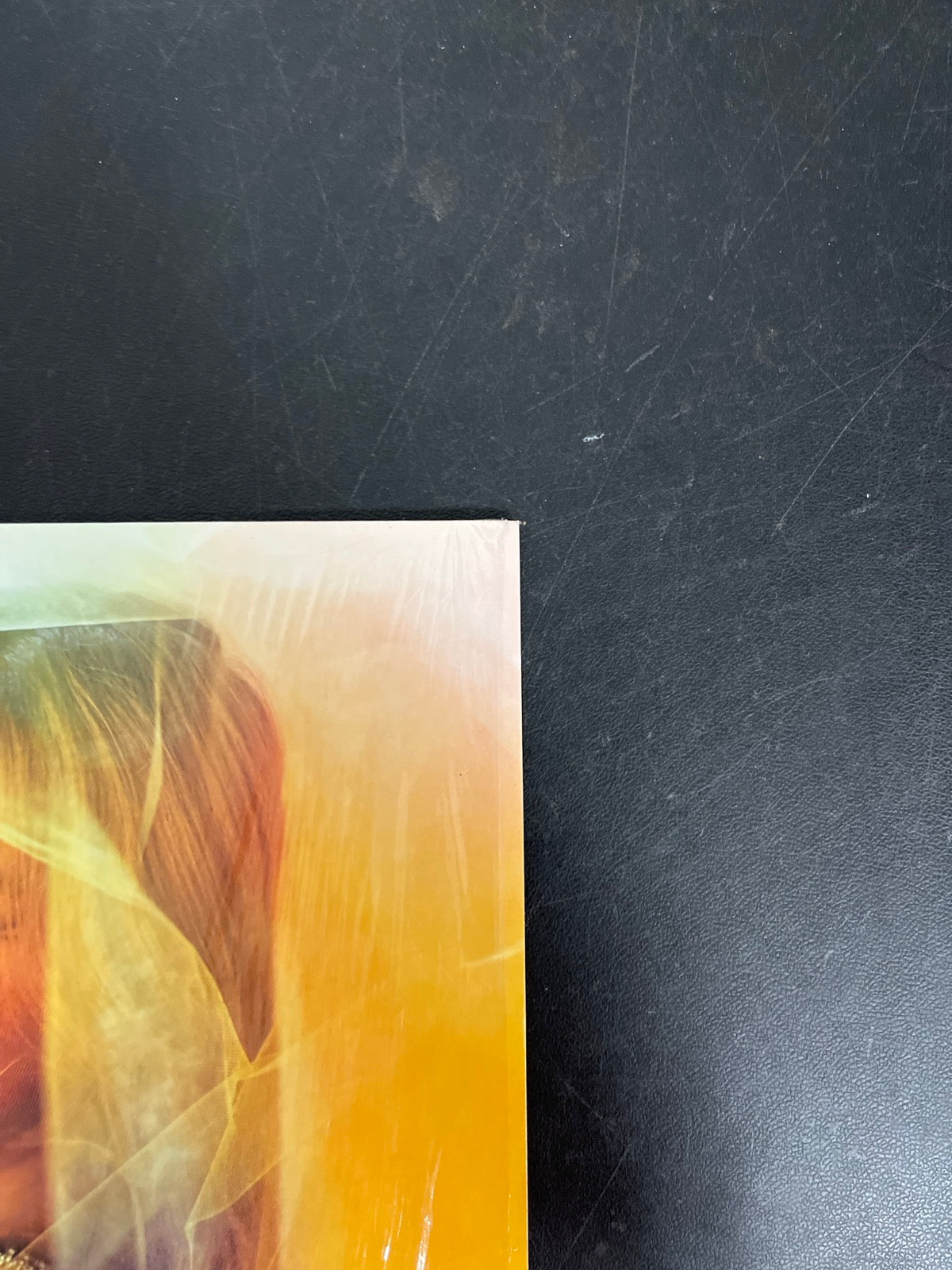 FRONT_TR - Addison Rae - Addison LE Yellow Marble Vinyl USED NOT TESTED