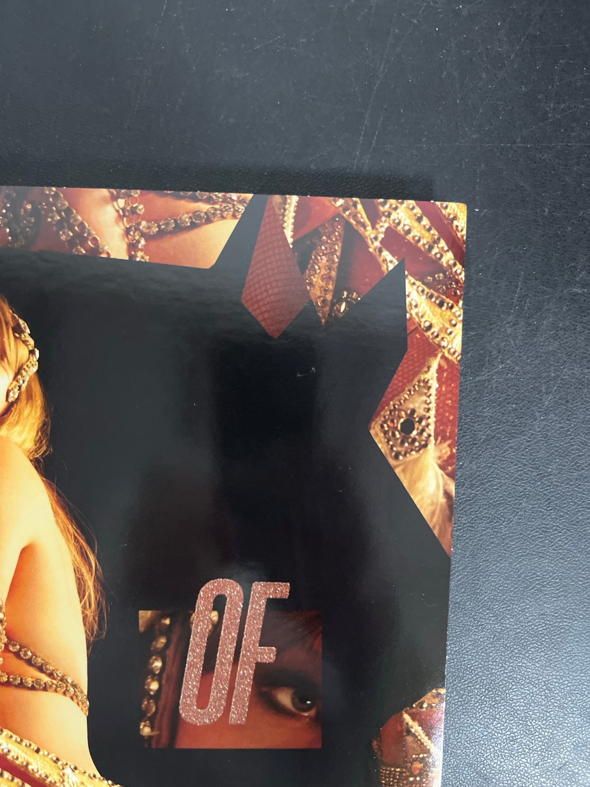 FRONT_TR - Taylor Swift - The Life of a ... LE Pink Yellow Vinyl USED NOT TESTED