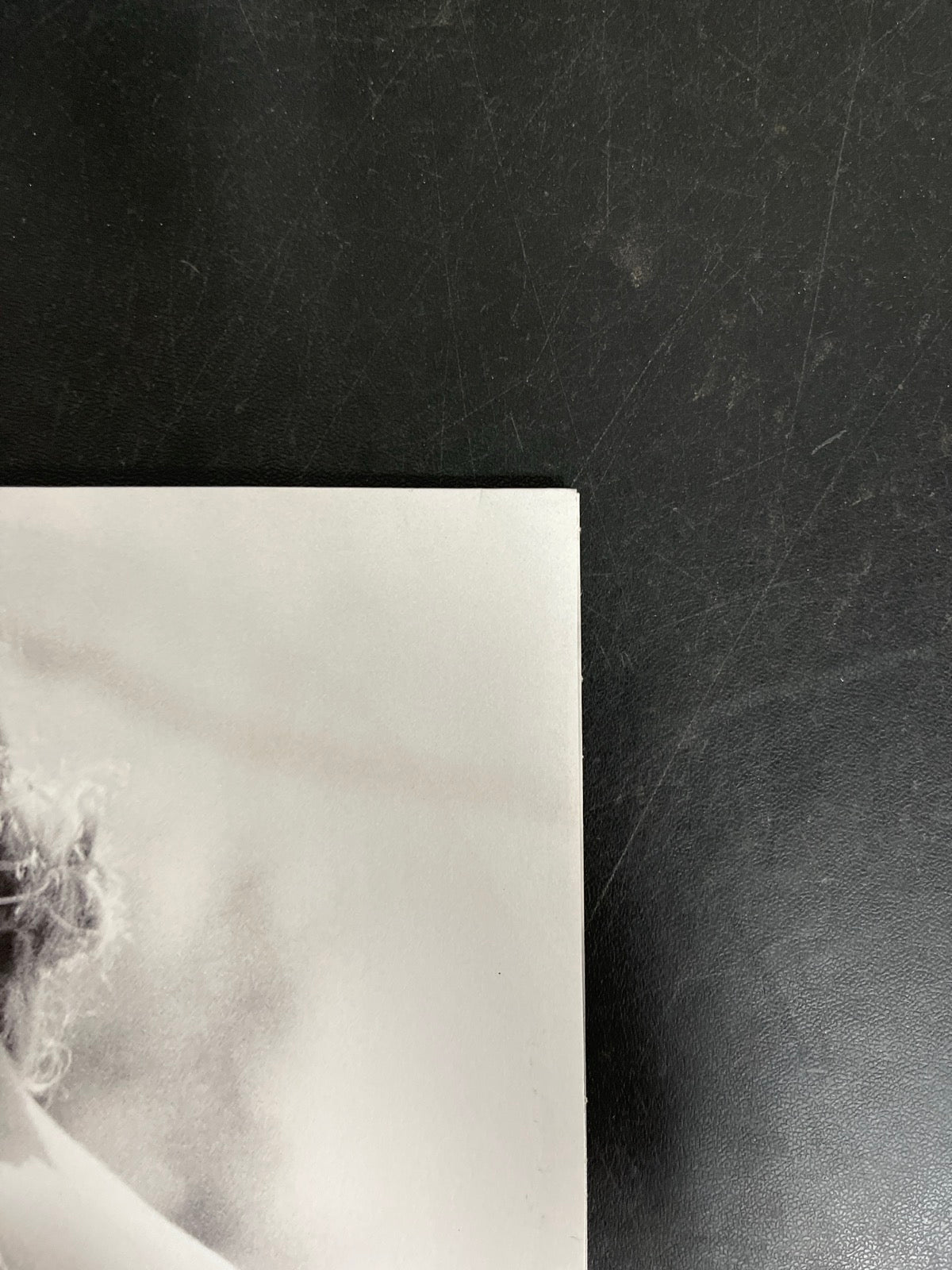 FRONT_TR - Taylor Swift - Folklore LE Red Etched Vinyl USED NOT TESTED