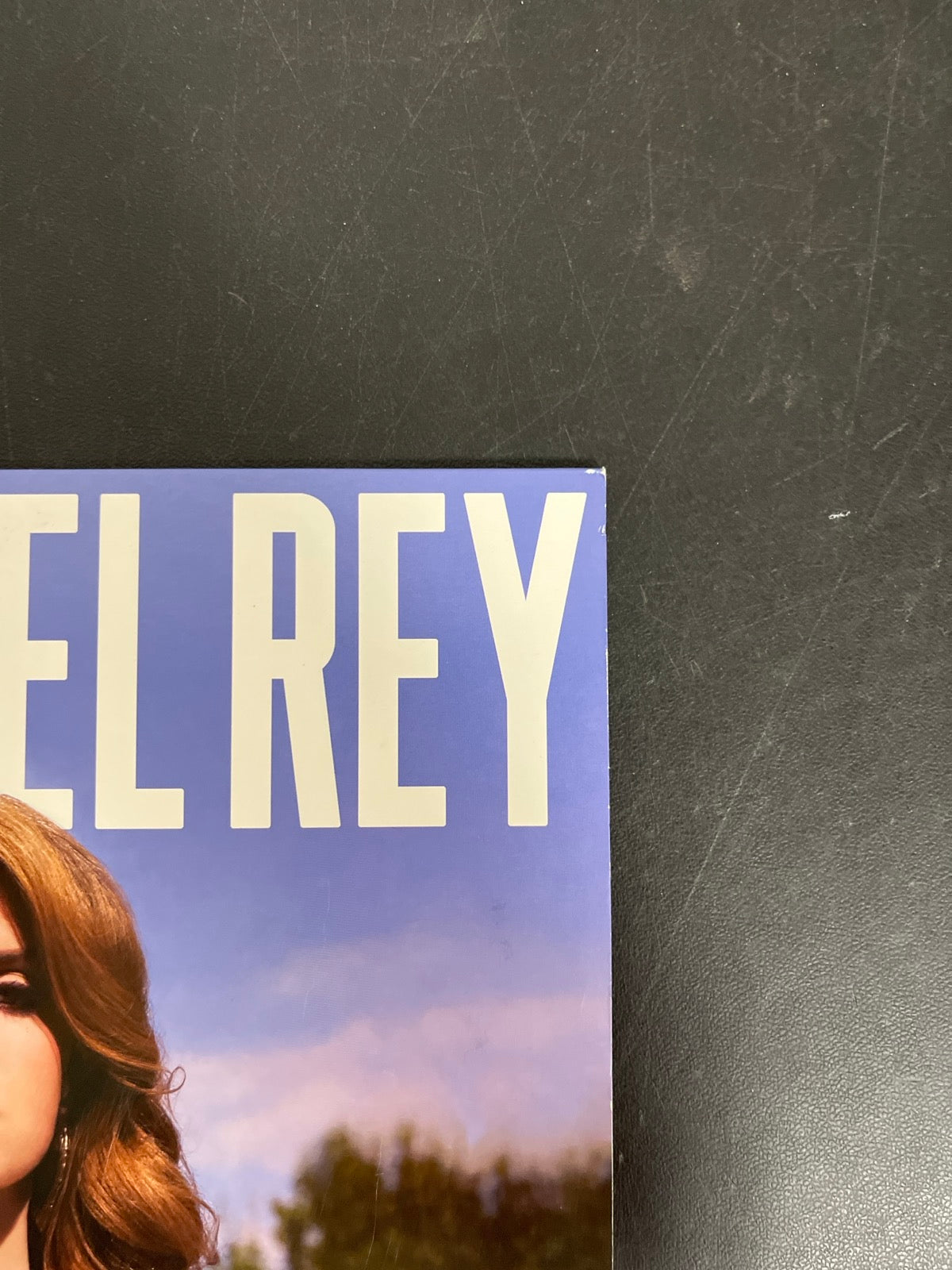 FRONT_TR - Lana Del Rey - Born To Die LE Red Vinyl USED NOT TESTED