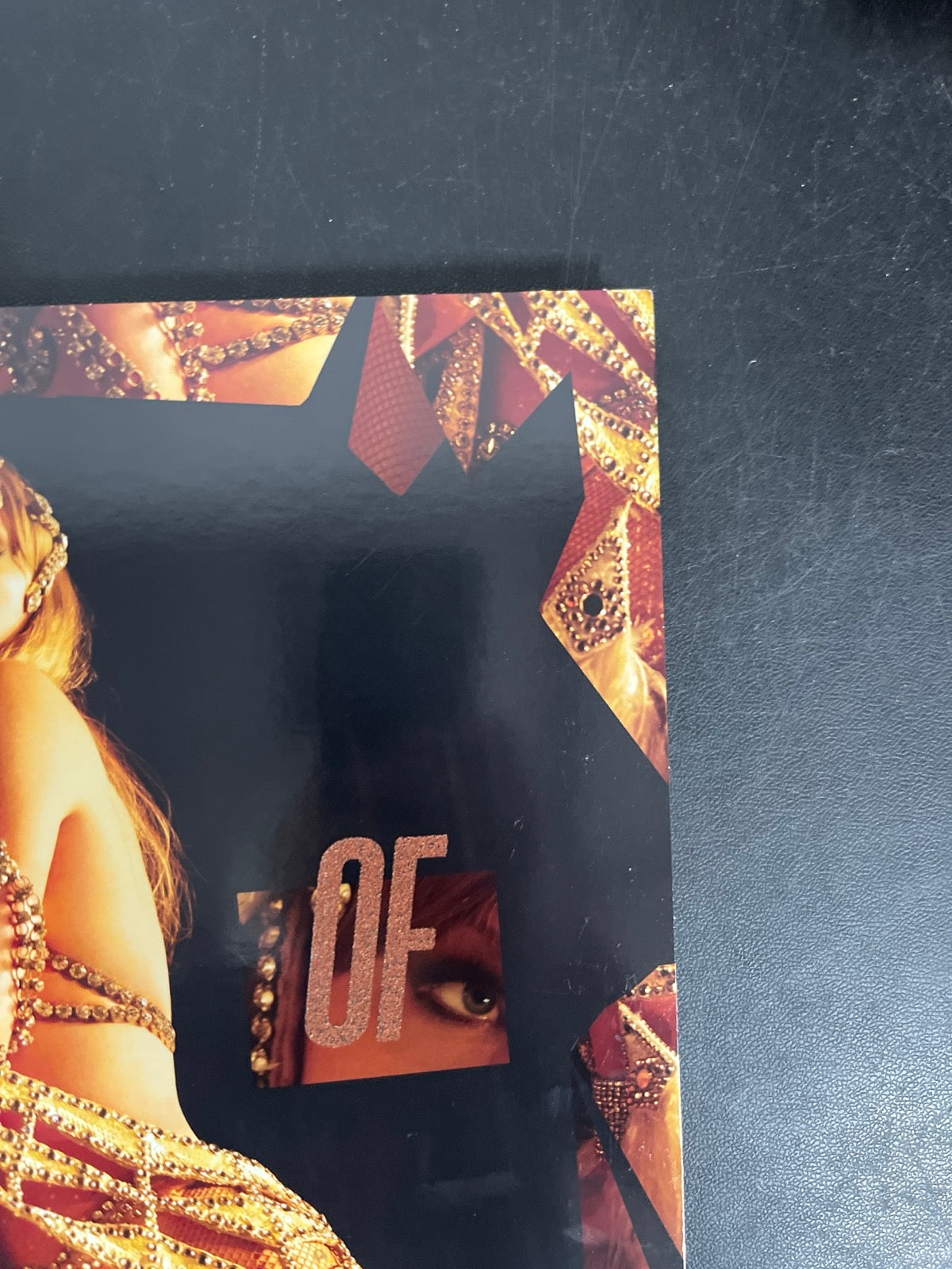 FRONT_TR - Taylor Swift - The Life of a ... LE 180gm Pink Yellow Vinyl USED NOT TESTED