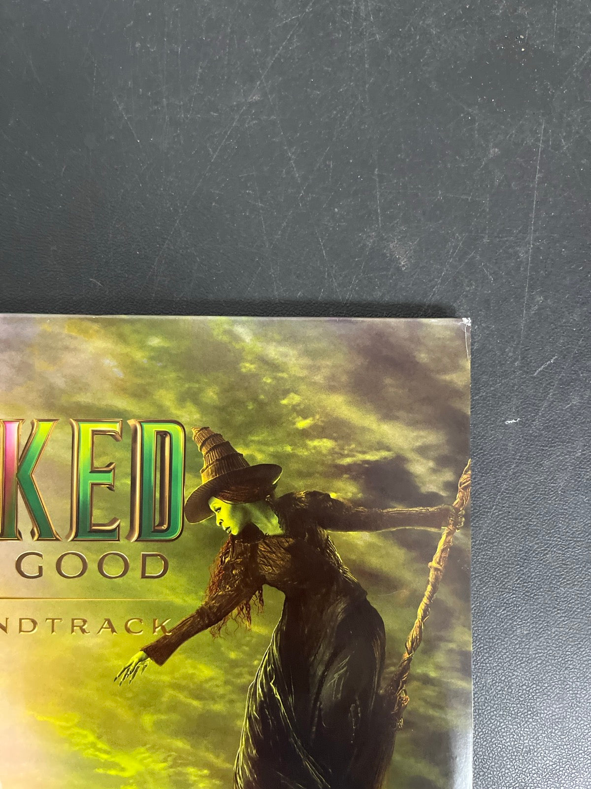 FRONT_TR - Wicked: For Good OST LE Pink / Green Vinyl USED NOT TESTED