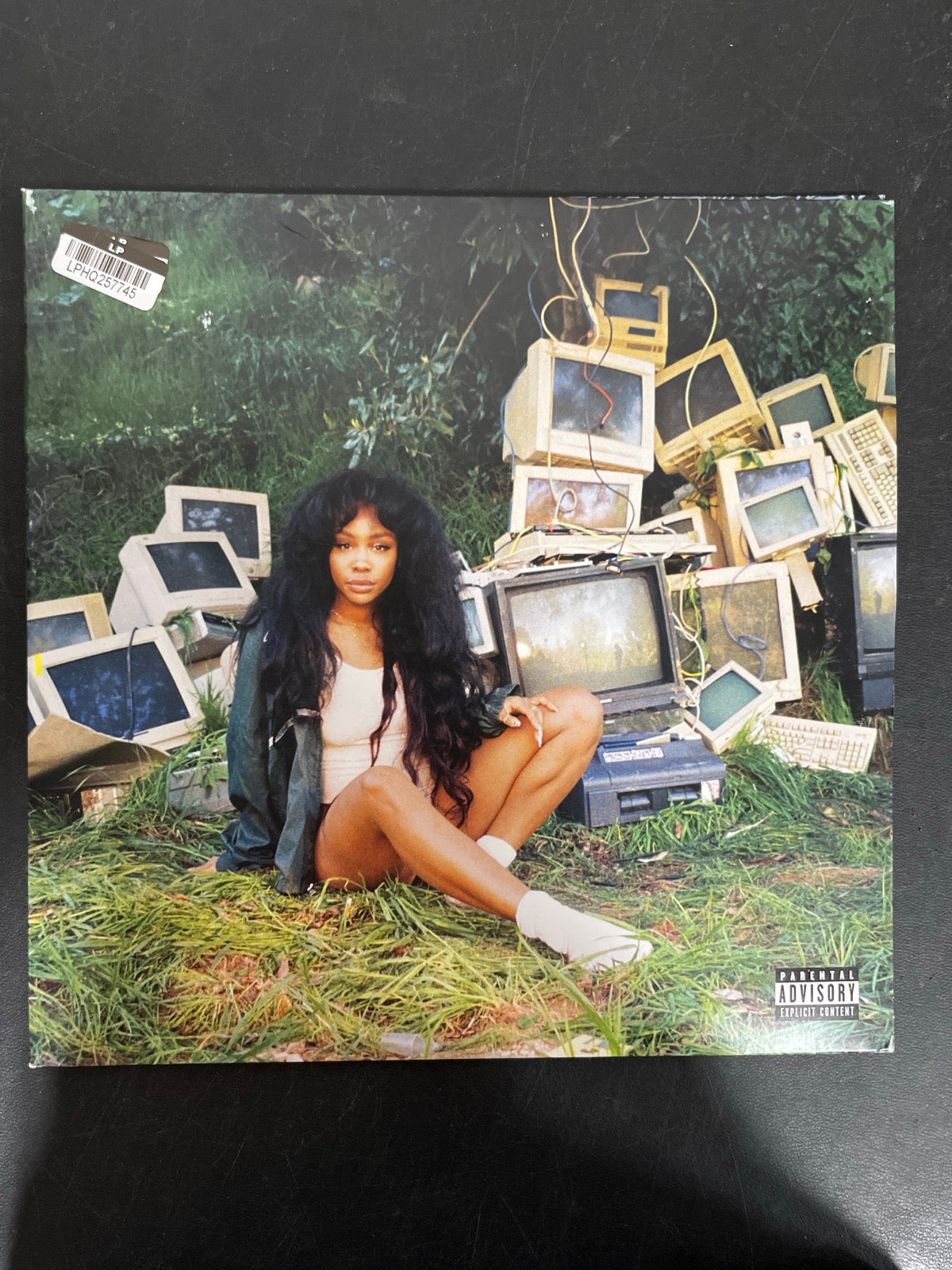 FRONT - SZA - Ctrl LE Translucent Green Vinyl USED NOT TESTED
