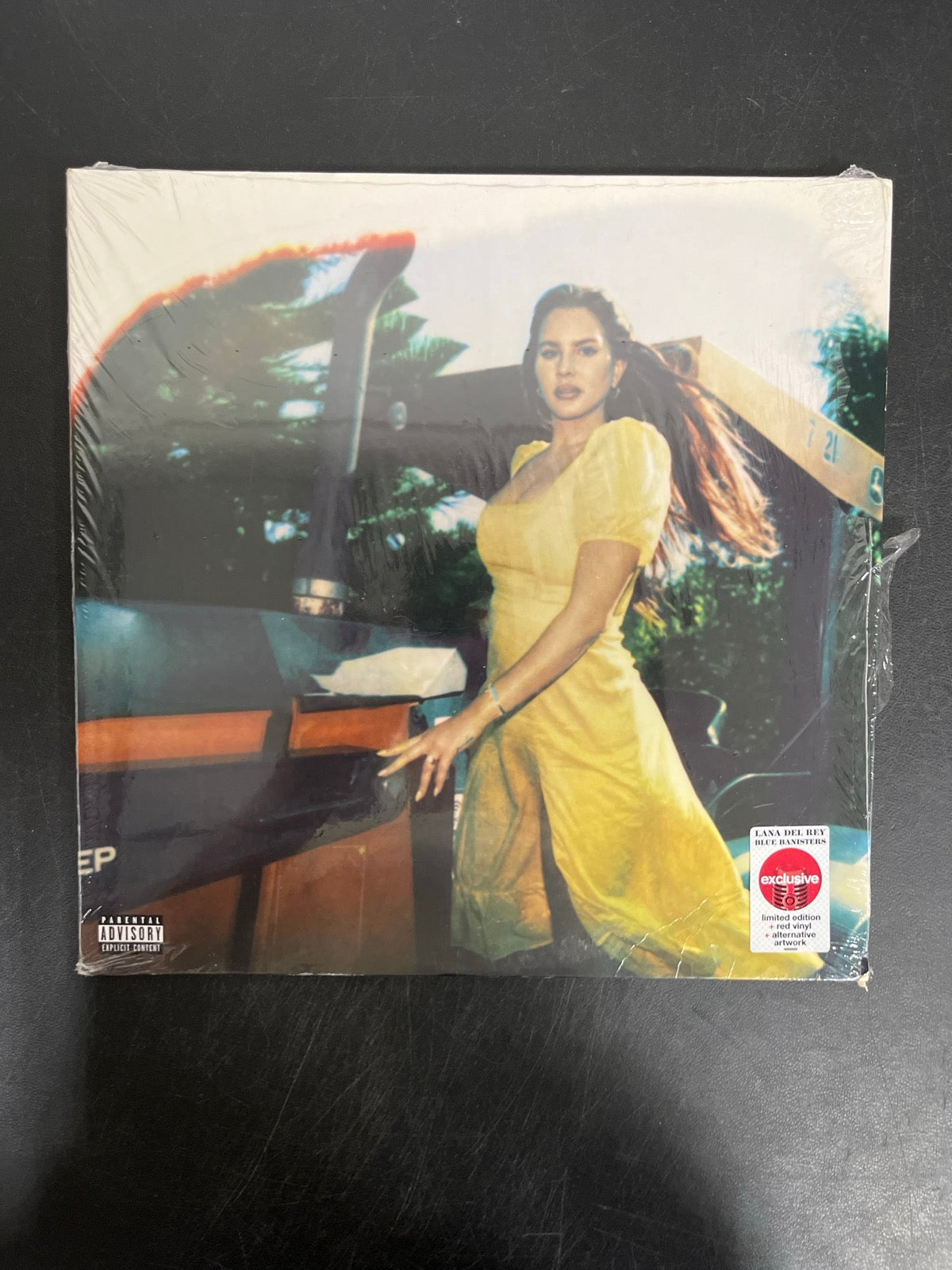 FRONT - Lana Del Rey - Blue Banisters LE Red Vinyl USED NOT TESTED
