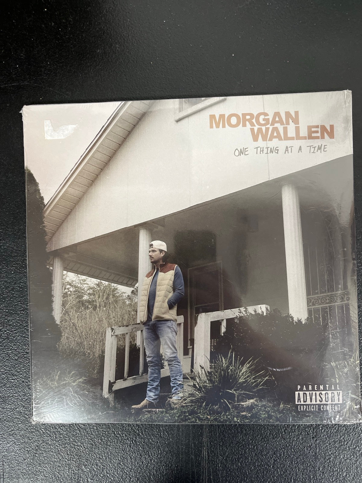 FRONT - Morgan Wallen - One Thing At A Time LE Numbered Vinyl SEALED NOT TESTED