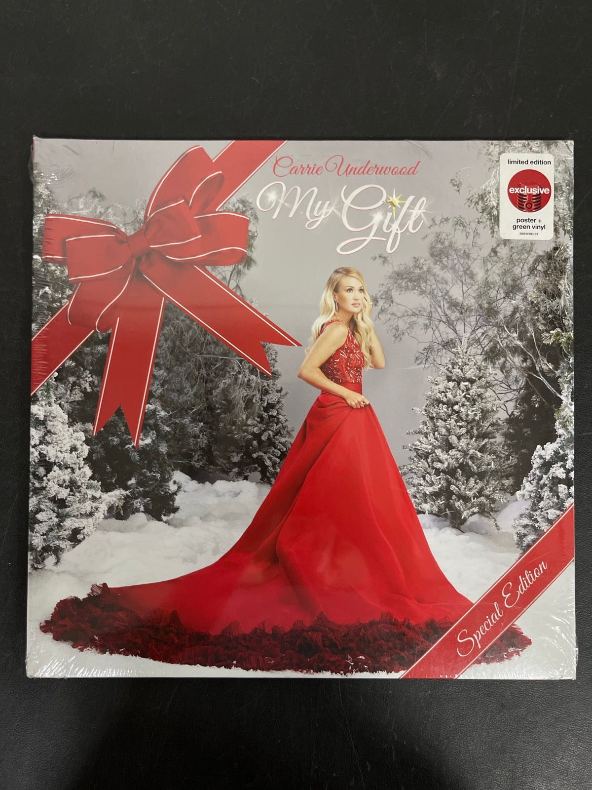 FRONT - Carrie Underwood - My Gift LE Green Vinyl SEALED NOT TESTED