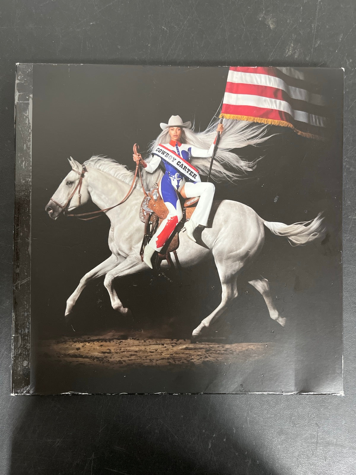 FRONT - Beyoncé - Cowboy Carter LE Vinyl USED NOT TESTED
