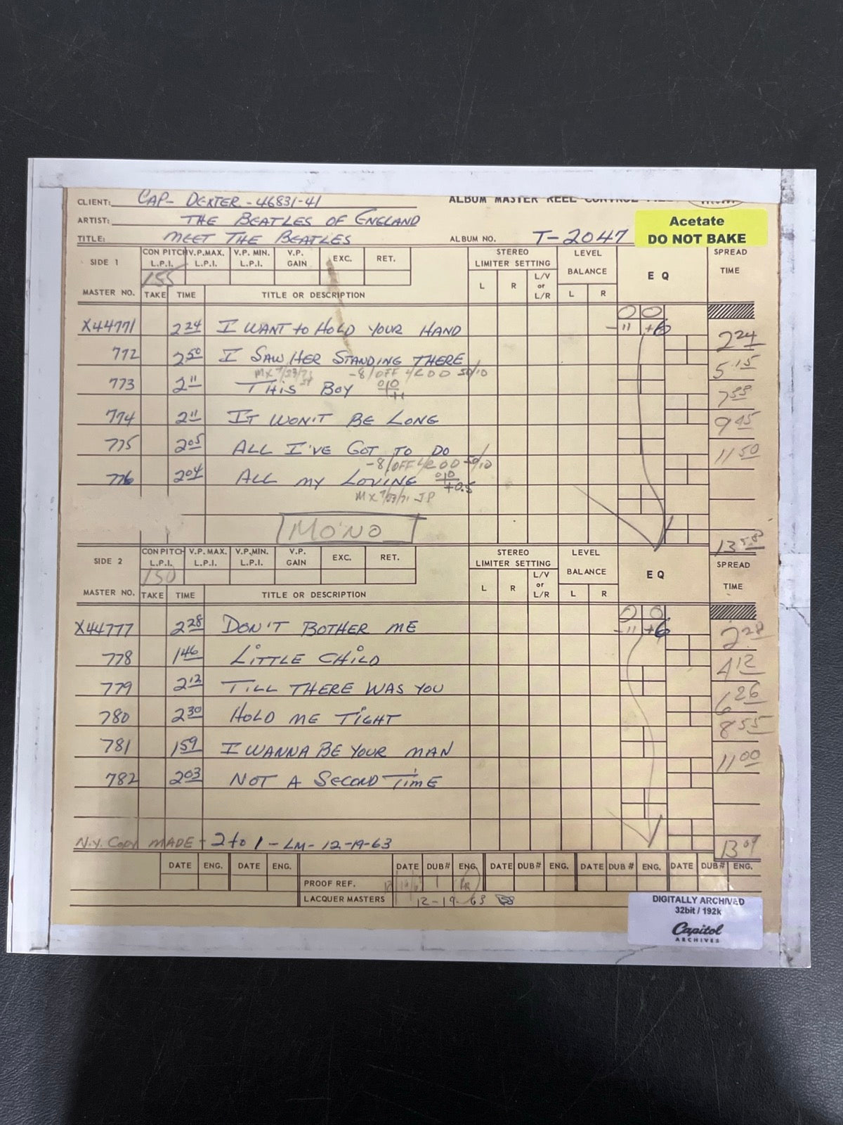 MISC_1 - The Beatles - Meet The Beatles! 180gm Blue Vinyl USED NOT TESTED